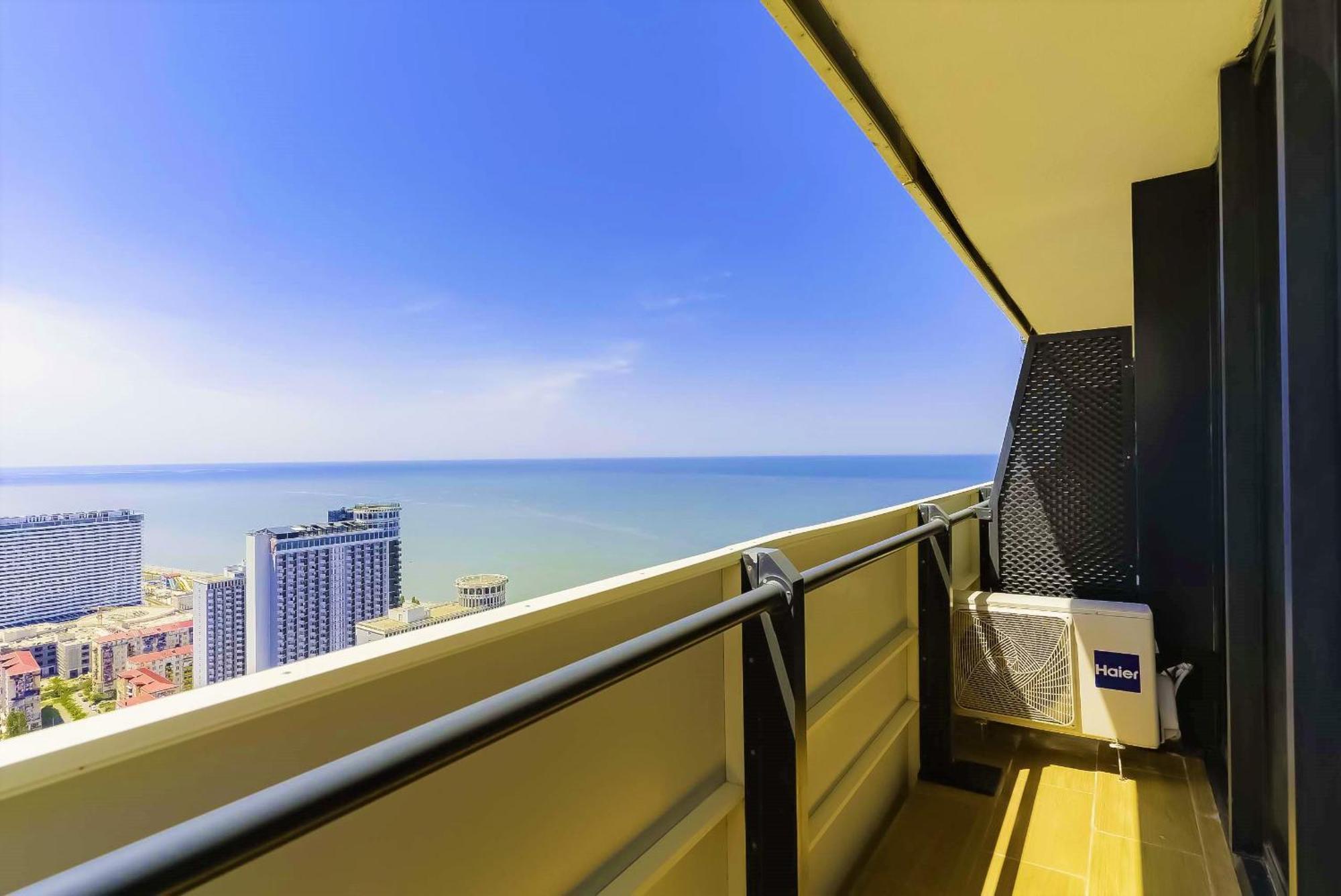 Orbi City Batumi With Sea View Exterior foto